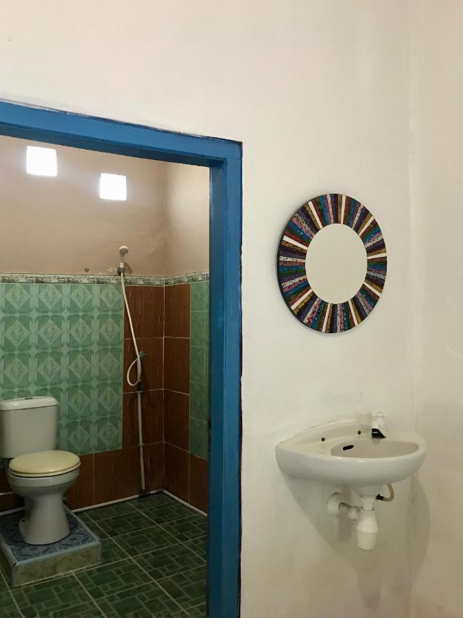 The House Hostel Gili Trawangan Esterno foto