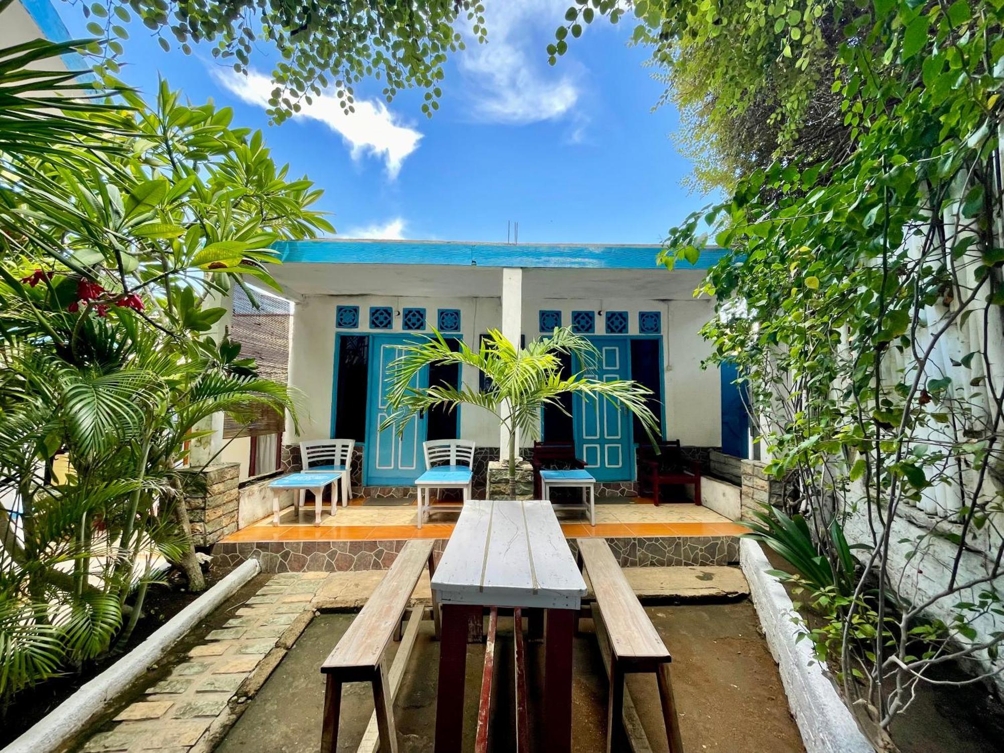 The House Hostel Gili Trawangan Esterno foto