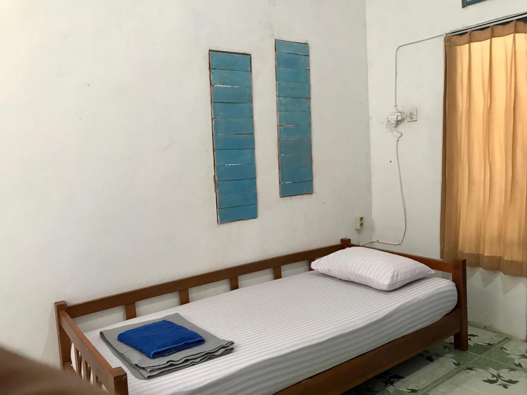 The House Hostel Gili Trawangan Esterno foto