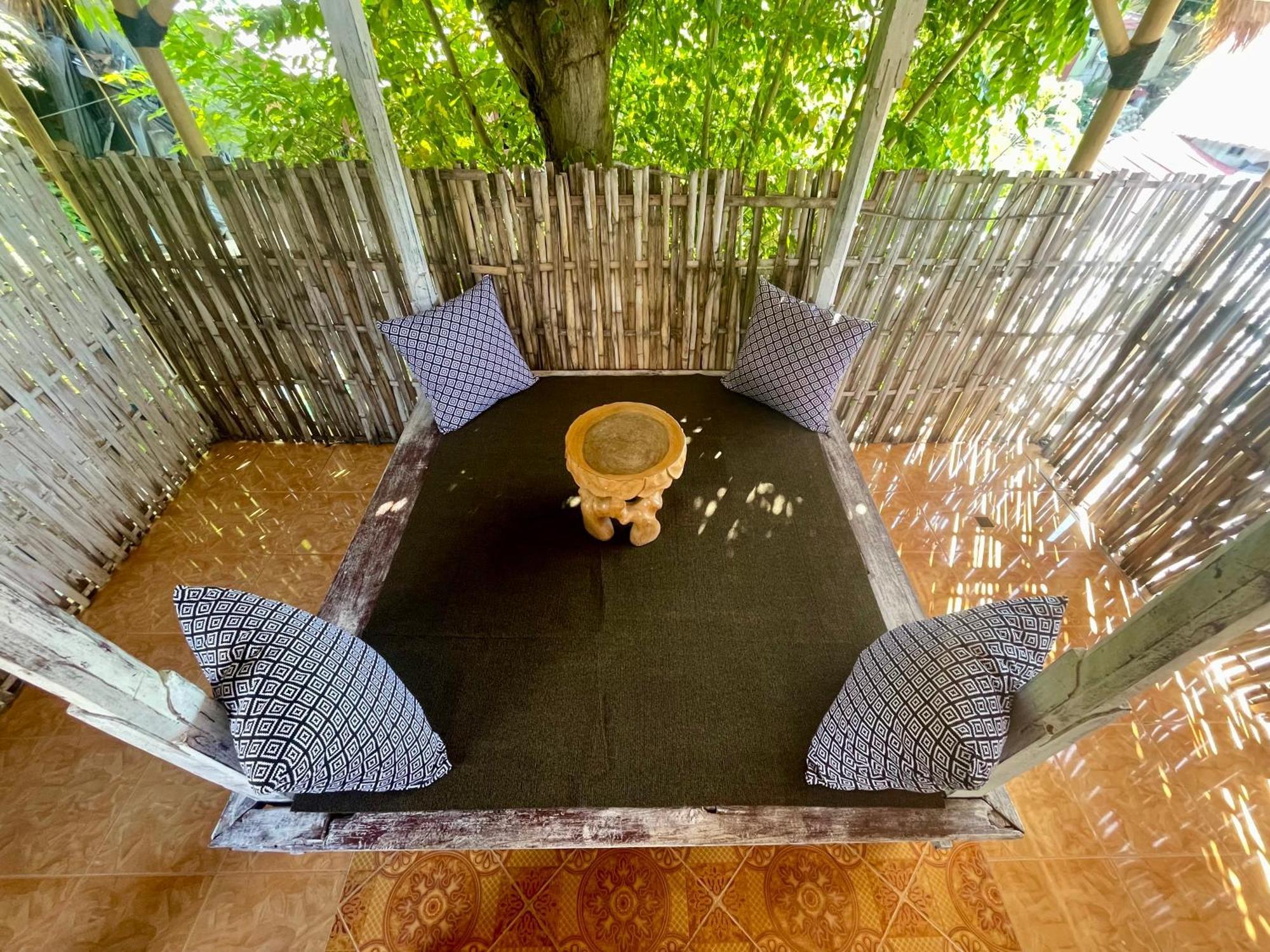 The House Hostel Gili Trawangan Esterno foto